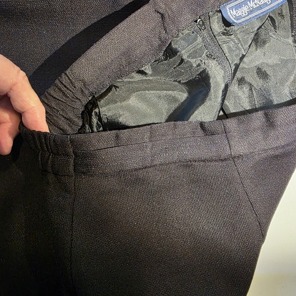 Vintage Maggie McNaughton Elegant Lined Black Pencil Midi Skirt 16 EUC - Picture 11 of 12